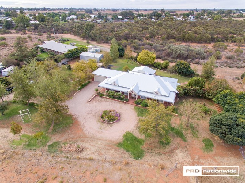 Photo - 83 Stewart Road, Red Cliffs VIC 3496 - Image 2