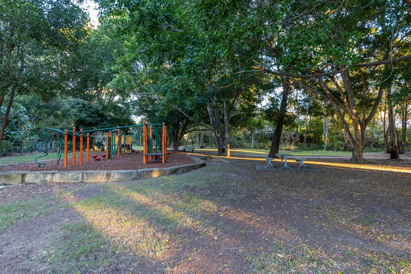 Photo - 83 The Boulevard, Albany Creek QLD 4035 - Image 34