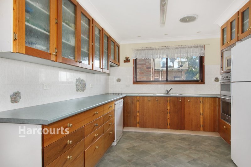 Photo - 83 Thirroul Road, Kanahooka NSW 2530 - Image 2