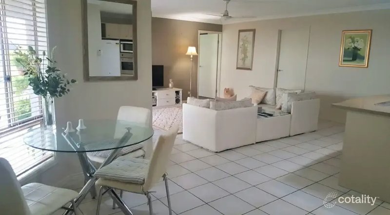Photo - 83 Tiger Drive, Arundel QLD 4214 - Image 3