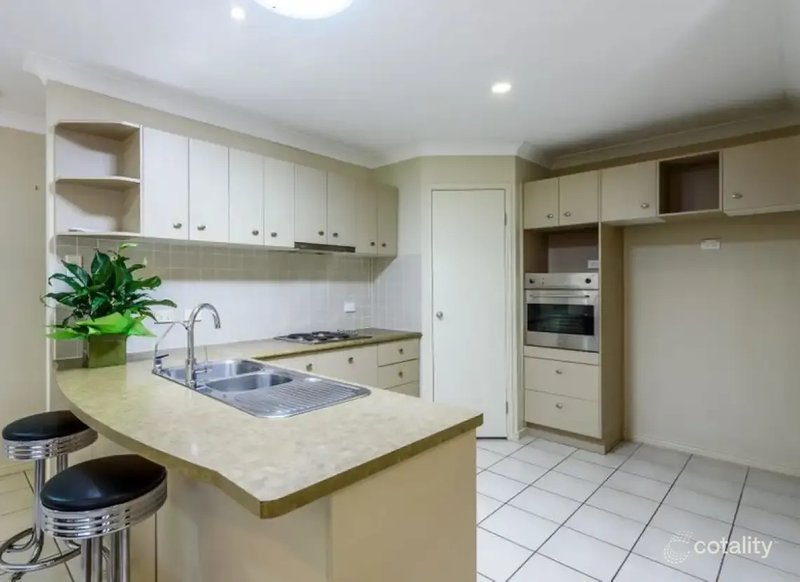 Photo - 83 Tiger Drive, Arundel QLD 4214 - Image 4