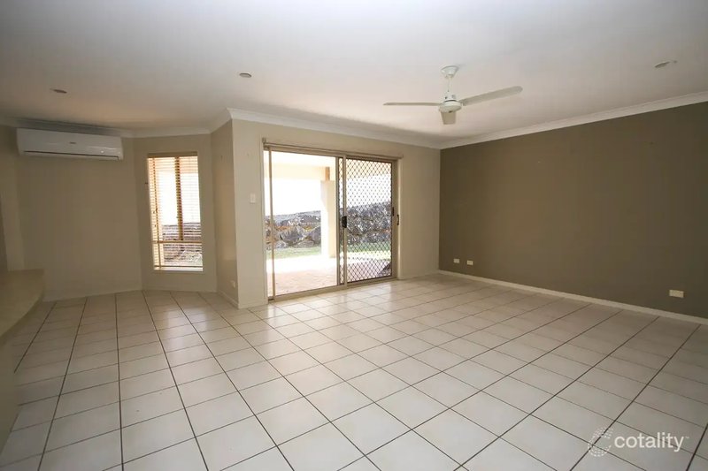 Photo - 83 Tiger Drive, Arundel QLD 4214 - Image 7