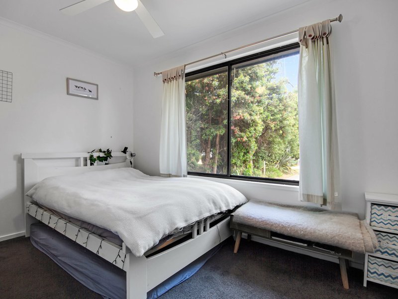 Photo - 83 Twelfth Avenue, Raymond Island VIC 3880 - Image 13