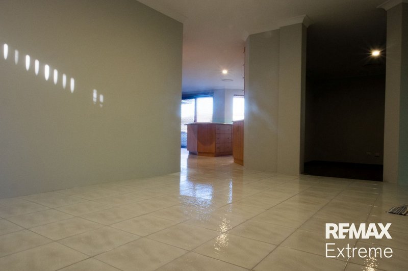 Photo - 83 Wentletrap Way, Mullaloo WA 6027 - Image 3