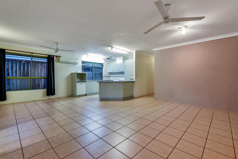 Photo - 83 Woodlake Boulevard, Durack NT 0830 - Image 4