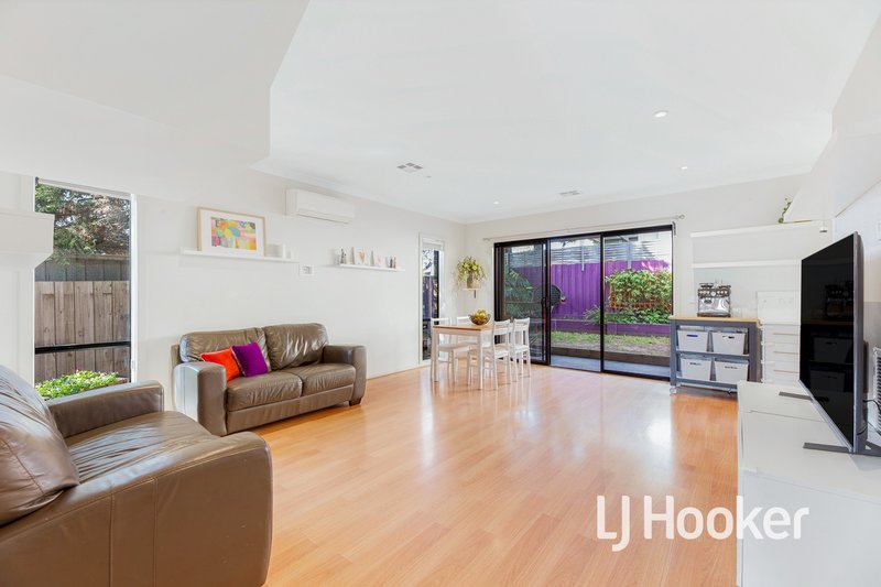 Photo - 8/30 Central Road, Hampton Park VIC 3976 - Image 2