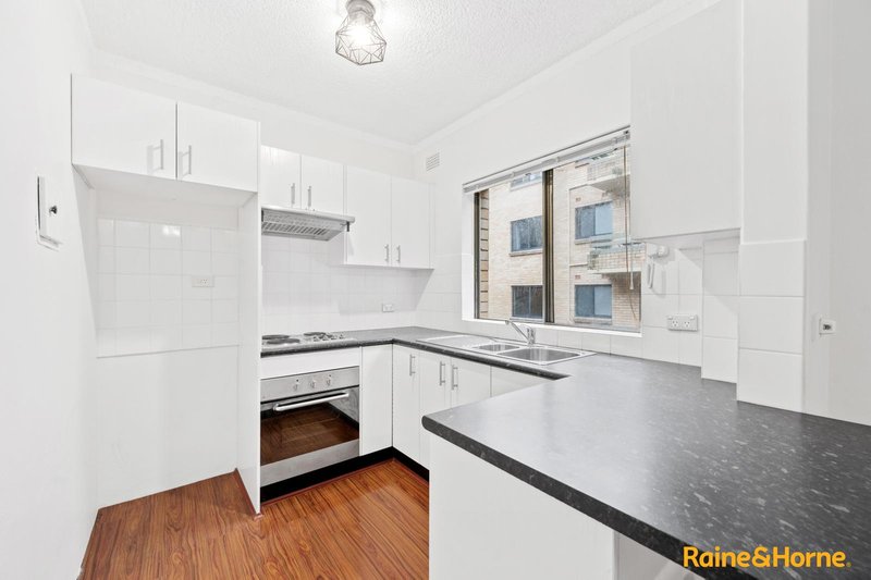 Photo - 8/30 Eaton Street, Neutral Bay NSW 2089 - Image 3