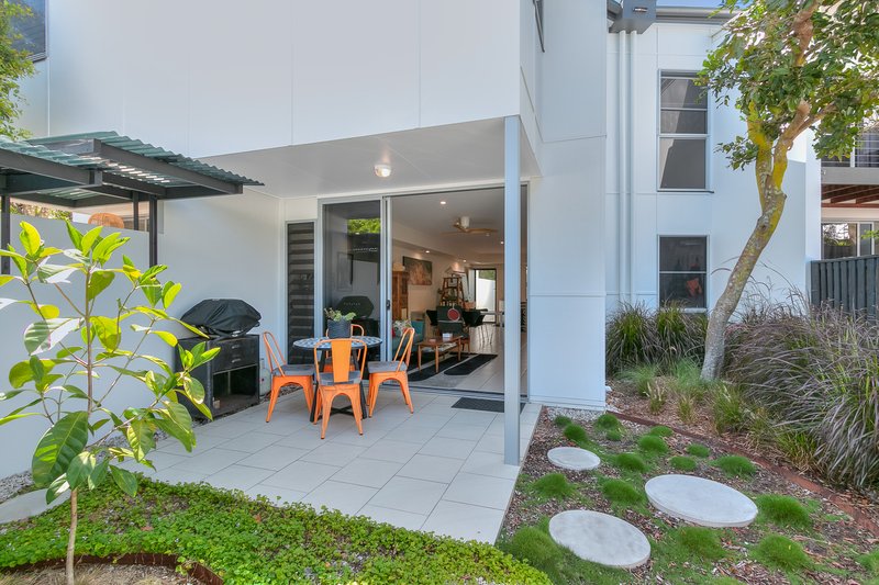 Photo - 8/30 She-Oak Lane, Casuarina NSW 2487 - Image 3