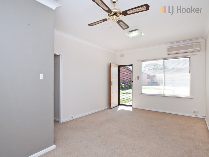 Photo - 8/30 Simcock Street, West Beach SA 5024 - Image 4