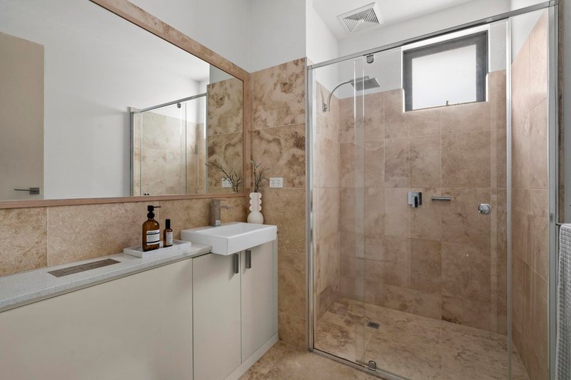 Photo - 8/30 Sydenham Street, Seddon VIC 3011 - Image 10