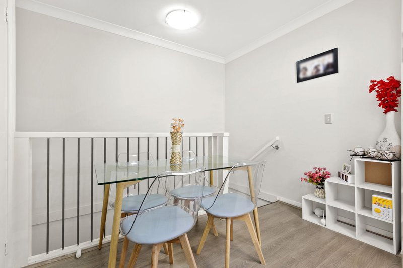 Photo - 8/31-35 Boronia Street, South Wentworthville NSW 2145 - Image 4