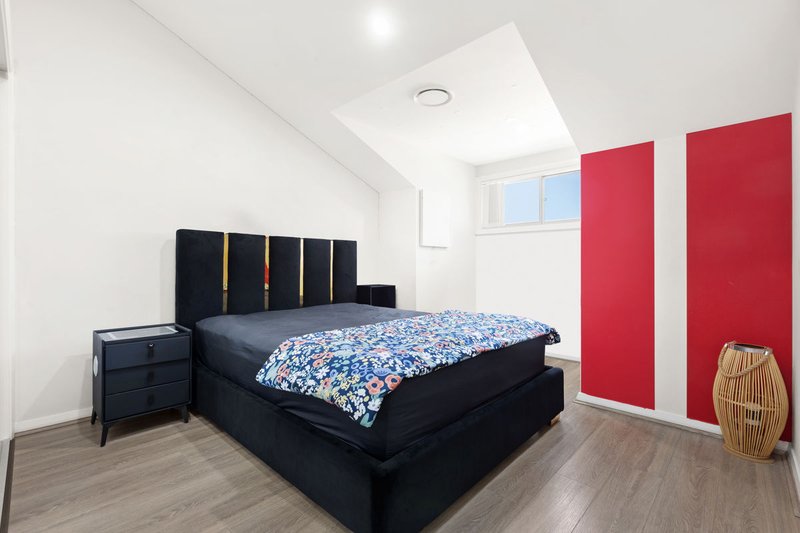 Photo - 8/31-35 Boronia Street, South Wentworthville NSW 2145 - Image 6