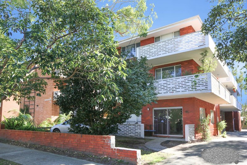 Photo - 8/31 Lismore Avenue, Dee Why NSW 2099 - Image 6