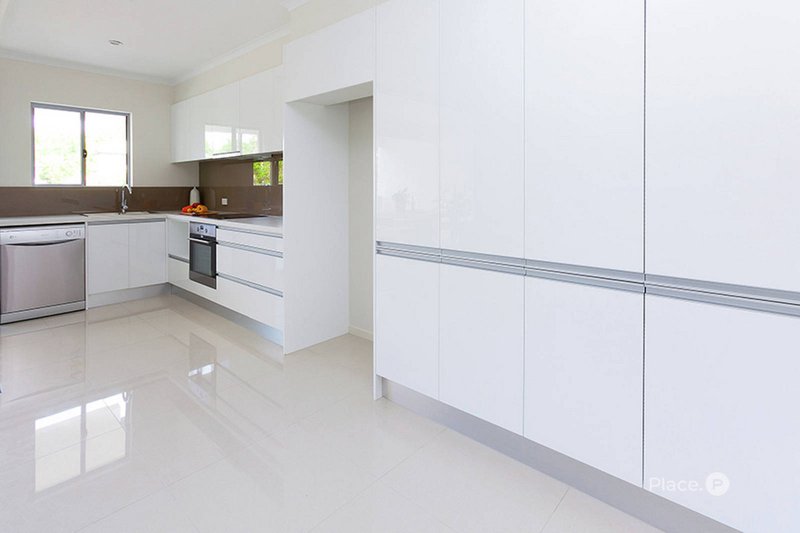 Photo - 8/31 Palmer Street, Greenslopes QLD 4120 - Image 5