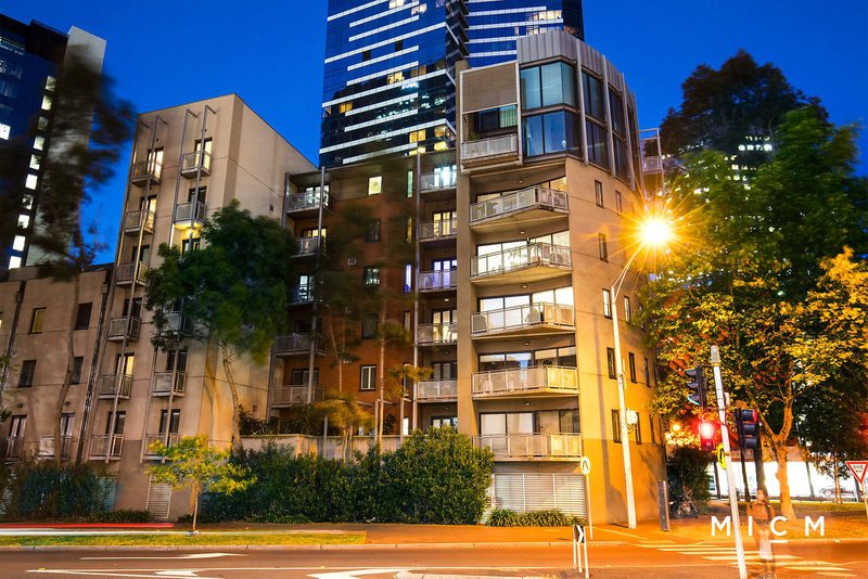 Photo - 83/1 Riverside Quay, Southbank VIC 3006 - Image 12