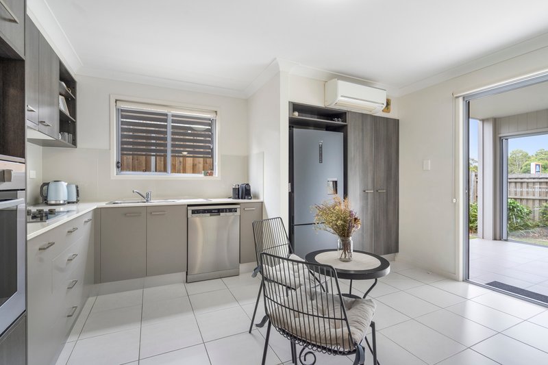 Photo - 8/31 St Anthony Drive, Alexandra Hills QLD 4161 - Image 3