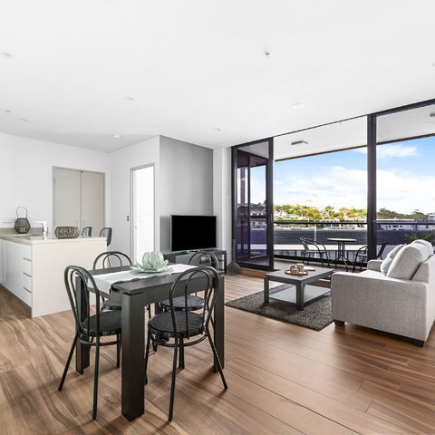 Photo - 831/17 Howard Avenue, Dee Why NSW 2099 - Image 1