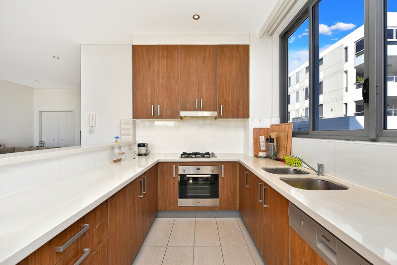 Photo - 831/4 Marquet Street, Rhodes NSW 2138 - Image 3