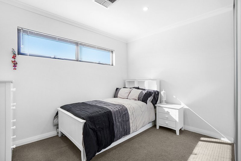 Photo - 8/316 Hardey Road, Cloverdale WA 6105 - Image 11