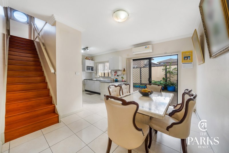 Photo - 8/32-34 Stanbrook Street, Fairfield Heights NSW 2165 - Image 3