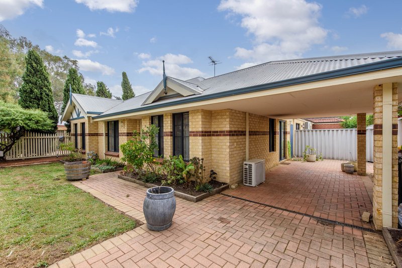 Photo - 8/32 Holmesdale Road, Woodbridge WA 6056 - Image 2