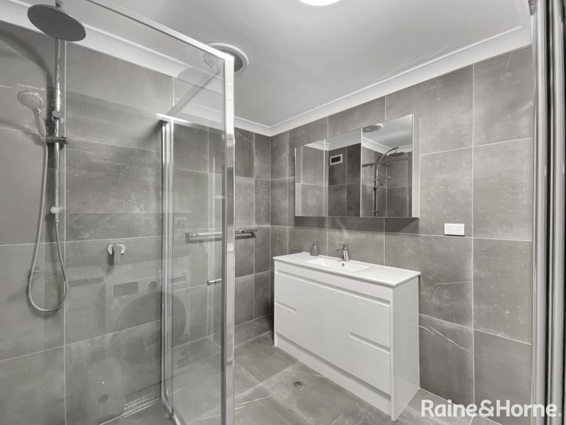 Photo - 8/32 Ward Street, Indooroopilly QLD 4068 - Image 5