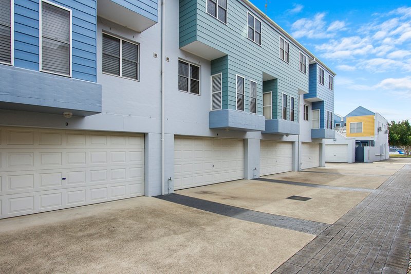 Photo - 8/33-35 Clyde Street, Batemans Bay NSW 2536 - Image 11