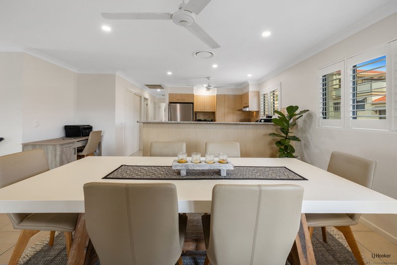 Photo - 8/33 Dixon Street, Coolangatta QLD 4225 - Image 7