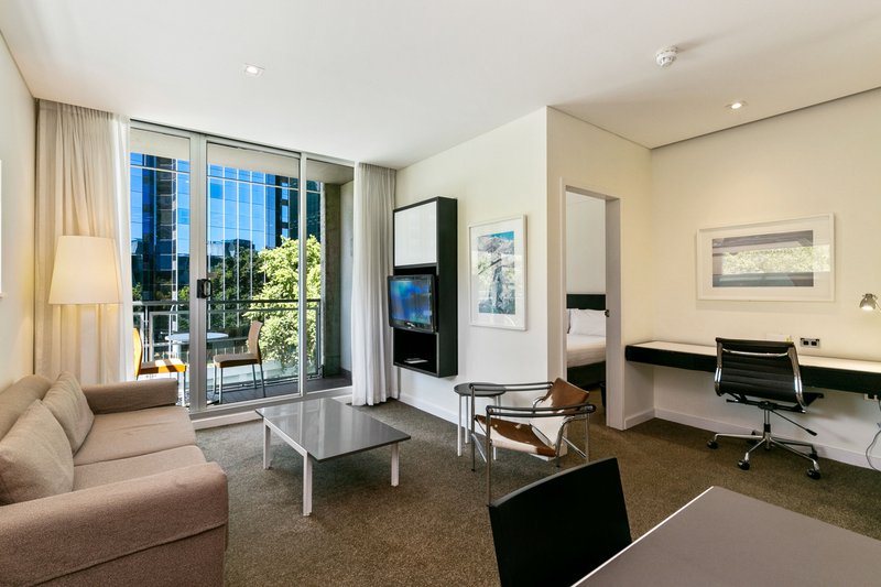 Photo - 83/33 Mounts Bay Road, Perth WA 6000 - Image 9