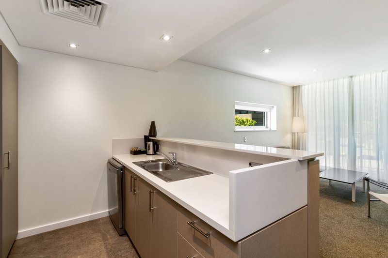 Photo - 83/33 Mounts Bay Road, Perth WA 6000 - Image 10