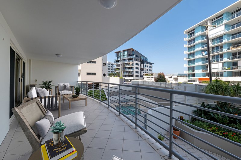 Photo - 8/34 Canberra Terrace, Caloundra QLD 4551 - Image 5