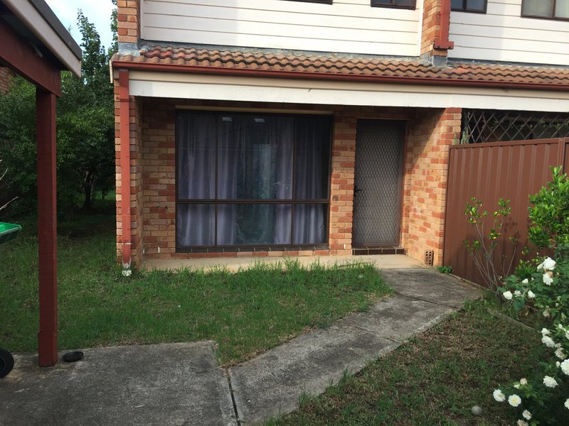 Photo - 8/35 Belmont Road, Glenfield NSW 2167 - Image