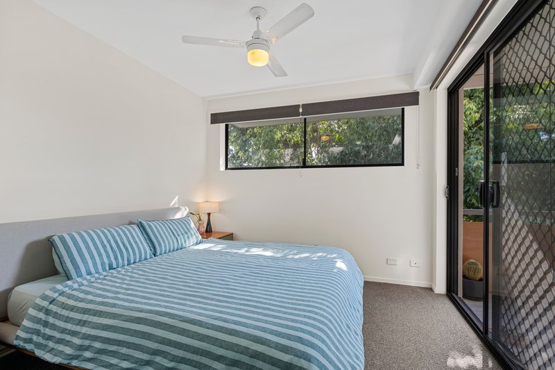 Photo - 8/35 Crown Street, Holland Park West QLD 4121 - Image 15