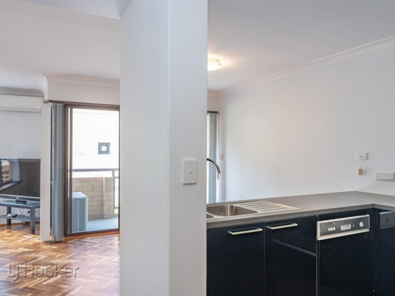 Photo - 8/35 Goderich Street, East Perth WA 6004 - Image 10