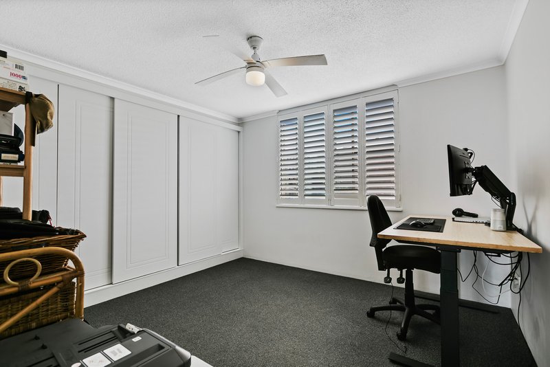 Photo - 8/35 Lower Gay Terrace, Caloundra QLD 4551 - Image 10