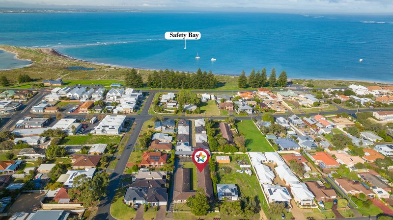 8/35 Seaforth Road, Shoalwater WA 6169