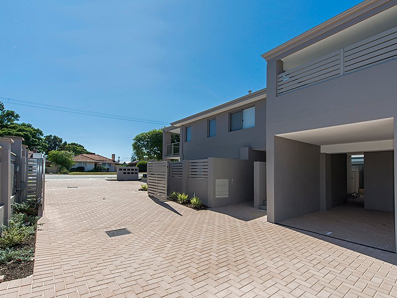Photo - 8/358 Hardey Road, Cloverdale WA 6105 - Image 5