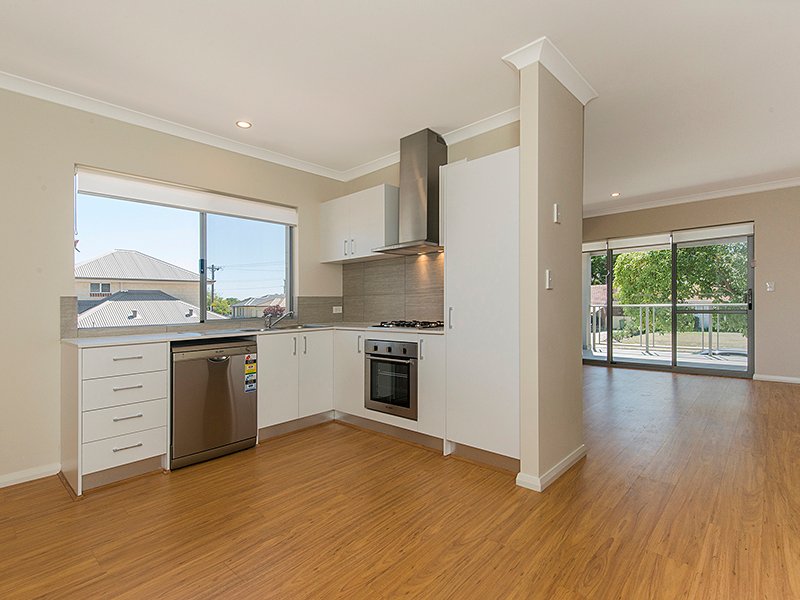 Photo - 8/358 Hardey Road, Cloverdale WA 6105 - Image 6