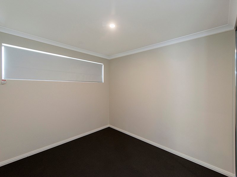 Photo - 8/358 Hardey Road, Cloverdale WA 6105 - Image 11
