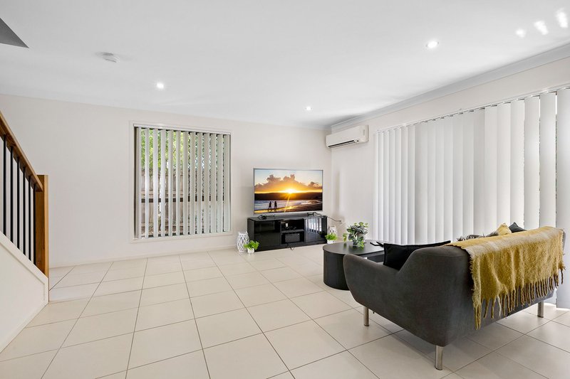 Photo - 8/36 Higgs Street, Deception Bay QLD 4508 - Image 3