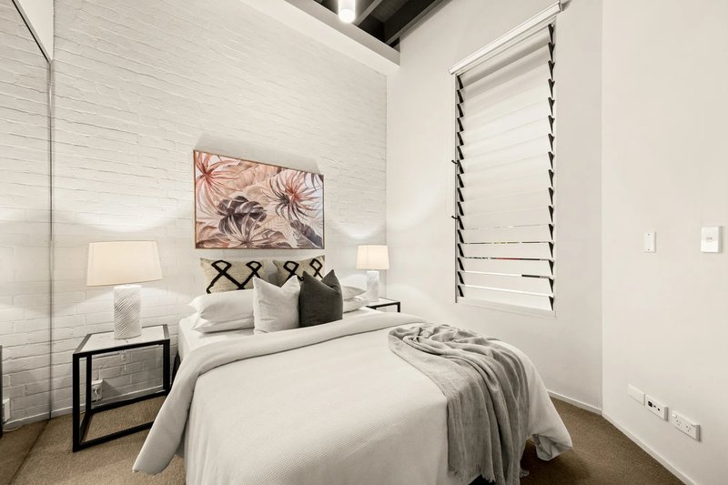 Photo - 8/36 Vernon Terrace, Teneriffe QLD 4005 - Image 6