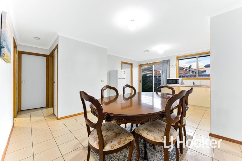 Photo - 8/37 King Street, Pakenham VIC 3810 - Image 4