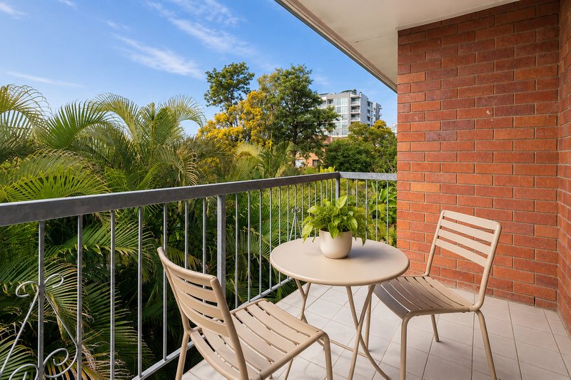 Photo - 8/37 Robinson Road, Nundah QLD 4012 - Image 4