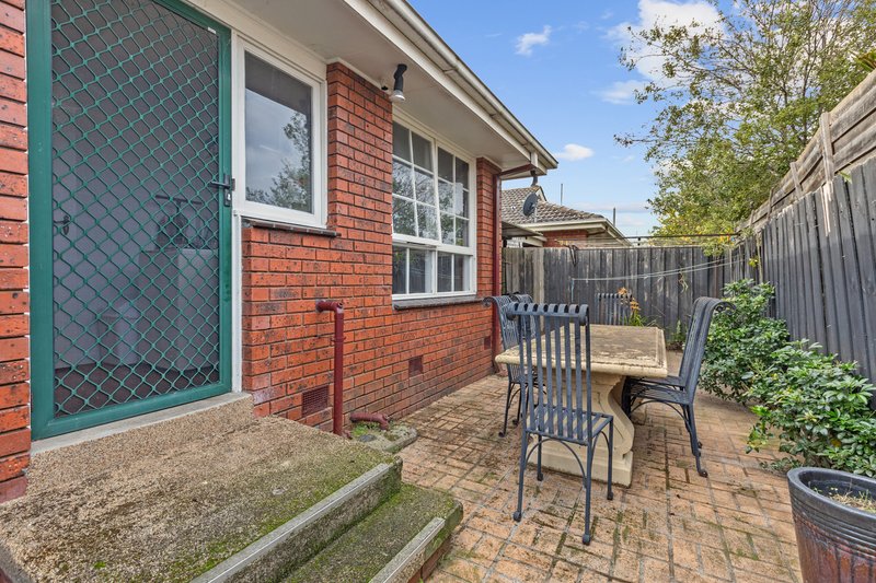 Photo - 8/374 Warrigal Road, Cheltenham VIC 3192 - Image 10