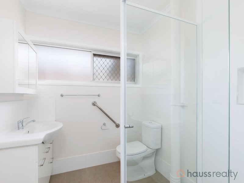 Photo - 8/38 Hassall Street, Corinda QLD 4075 - Image 4