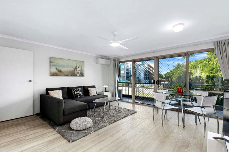 Photo - 8/383 Esplanade , Torquay QLD 4655 - Image 3