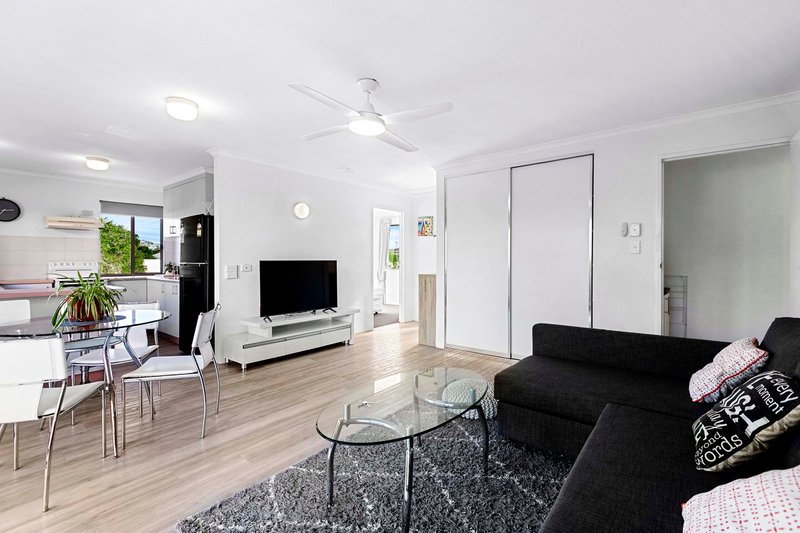 Photo - 8/383 Esplanade , Torquay QLD 4655 - Image 5