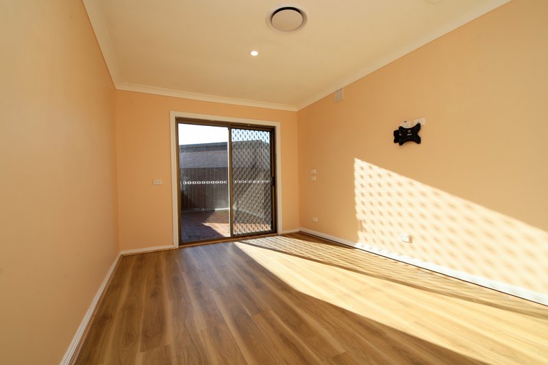 Photo - 8/39-41 Gleeson Avenue, Condell Park NSW 2200 - Image 10