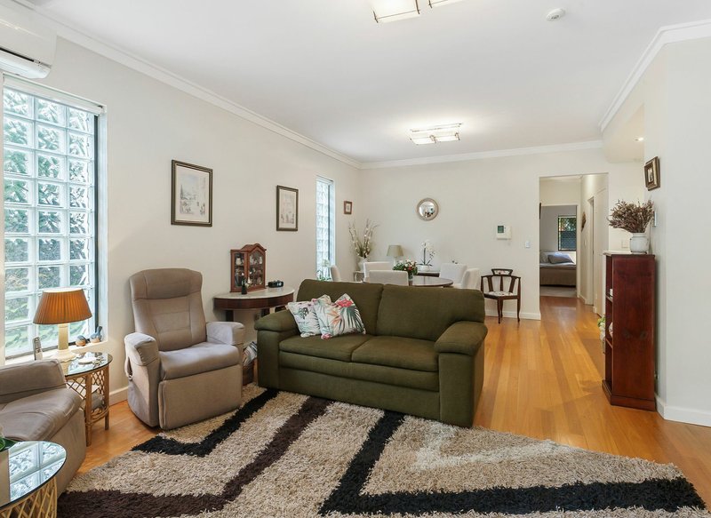 Photo - 8/39-41 Lagoon Street, Narrabeen NSW 2101 - Image 6