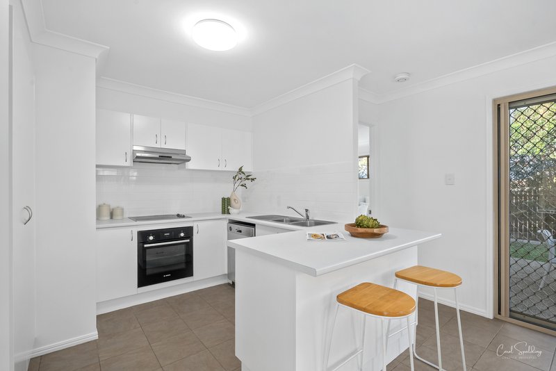 Photo - 8/39 Johnston Street, Carina QLD 4152 - Image 2